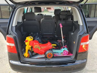 Volkswagen Touran 1.9tdi dsg automat - 10
