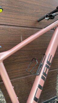 Dámsky bicykel Cube Access EAZ blushmetallic 2022 - 10