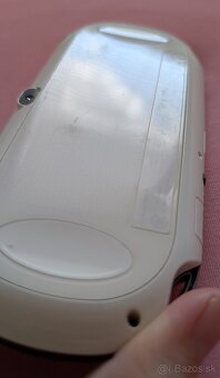PS Vita 1000 wifi OLED biela - 10