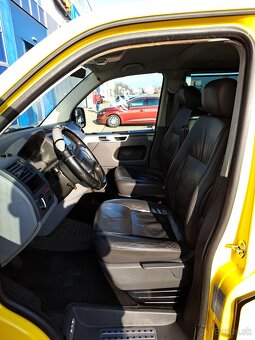 Multivan T5, 2,5TDI,188k,6SPD,7miestny, Klima,Navi, Koža,STP - 10