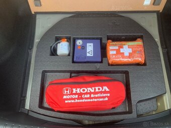CIVIC 1.5 VTEC TURBO výbava SPORT PLUS manuál 6MT m.r. 2017 - 10