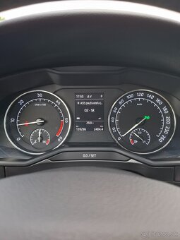 Škoda Superb Combi - 10