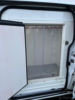 Ford Transit custom 2,0D chladiarenske - 10
