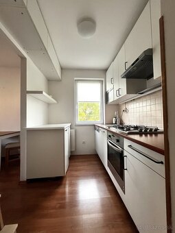 Prenajom - 3izb byt Svätoplukova ulica - 10