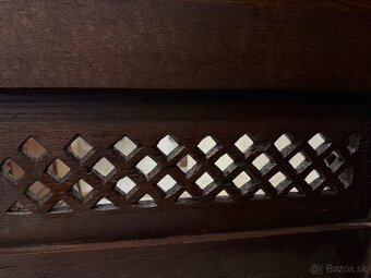 Starožitná neorenesanční skříň - 10