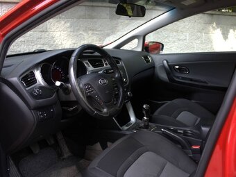 Kia ceed 1,4 cvvt 73kw 6m MY2015 GOLD - 10