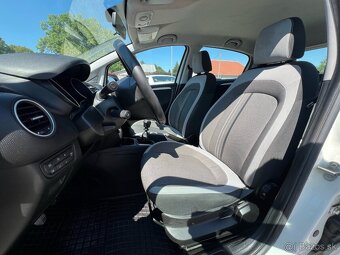 Fiat Punto 1.4 benzín + CNG, 57kW, MT/5, rok:06.2012. - 10