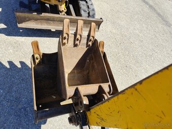 Minibáger JCB 8015, váha 1620kg, 2 lyžice. - 10