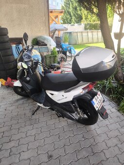 Kymco - 10