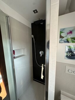 Predám celoročne obývateľnú záhradnú chatu/dom v Dúbravke - 10