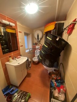 Záhrada s murovanou chatou pri Kalnom jazere – Rača - 10