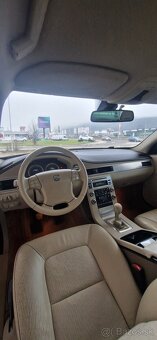 VOLVO V70 – 2.4D 136 kW – 2011 – Manuál - 10