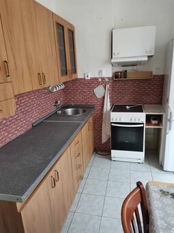 Predám 2 izbovy byt - 10