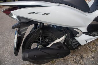HONDA PCX 125 2020 - 10