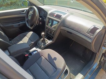 ŠKODA OCTAVIA 2 COMBI 1.9 TDI ELEGANCE BEZ DPF, ŤAŽNÉ - 10