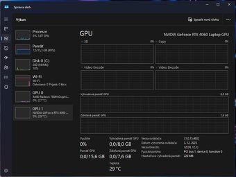 MSI Katana AI 17" R7 8845HS/RTX 4060 8GB/16GB DDR5/1TB SSD - 10