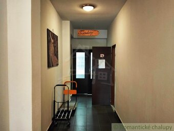 Dvojpodlažná polyfunkčná  budova s bytmi, kanceláriou a pi - 10