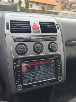 Volkswagen Touran 2.0 TDI - 10