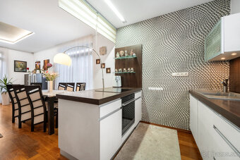 TOP ponuka - 5 izbový RD so saunou a vírivkou - 10