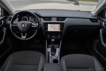 Škoda Octavia 2.0 TDI 184k Scout DSG 4x4 - 10