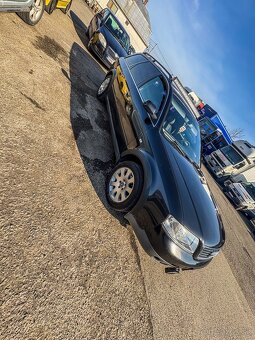 Audi A6 avant C5 2.5 manuál - 10