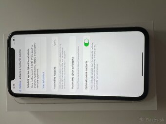 iPhone 11 64GB White - 10