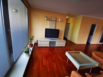 NA PREDAJ 3 IZBOVÝ BYT BRATISLAVA PASIENKY BAJKALSKÁ - 10
