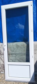 Predám balkonove dvere 97x235 ,80x231 biela farba . 91 x 220 - 10
