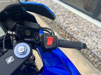 Honda CBR600RR - 10