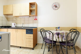 FINREA│ Zabehnutý apartmánový dom v areáli termálnych kúpeľo - 10