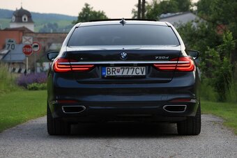 BMW Rad 7 730d xDrive A/T - 10