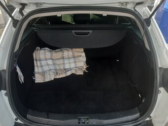 Renault  megane - 10