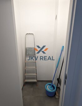 Na prenájom 2 izbový byt v Starom meste na Bukureštskej ulic - 10