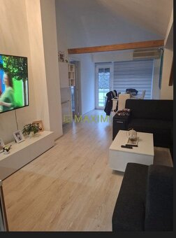 Veľkopriestorový dvojgeneračný 6 izbový dom s potenciálom – - 10