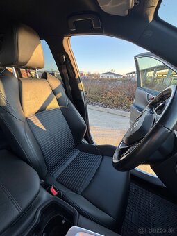 Toyota Rav4 4x4 Hybrid Selection 2024 - 10