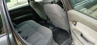 Fiat Croma 1.9JTD Multijet - 10