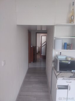 Prenájom 3 izbový byt - 10