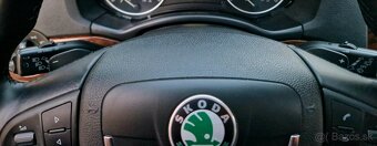 Škoda Octavia Combi 2.0 TDI DSG Laurin&Klement R.V.2013. - 10