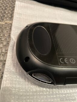 PS VITA PCH-1004 Oled 16GB / komplet box - 10