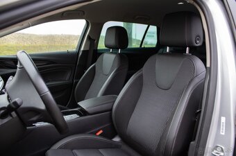 Opel Insignia 1.5 Turbo benzín automat - 10