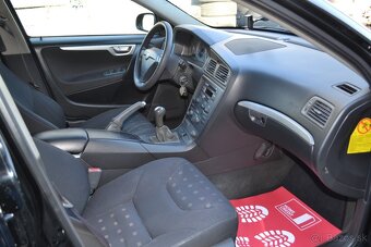 Volvo S60 2.4 D5 - 10