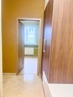 Na predaj luxusný a priestranný 4 izbový byt - Banská Bystri - 10