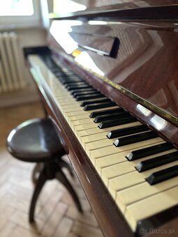 Klavír Scholze SCHOLZE - model 110, r. 1971, s dokladmi - 10