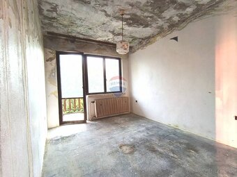 ZNÍŽENÁ CENA  poschodový rodinný dom Bušince - 10