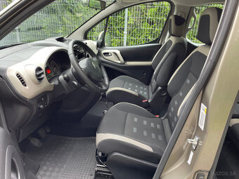 Citroën Berlingo: pro převoz vozíčkára - 10