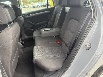 VW Passat -2022- Variant 2.0 TDI / 147KW DSG-NEBÚRANÉ- - 10