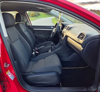 Volkswagen Golf 1.6 TDI 77KW/105 koní R.V.05/2011 - 10