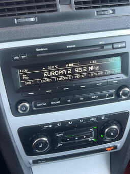 Škoda Octavia Combi 1.6 TDI CR DPF Ambiente 177.000 km - 10