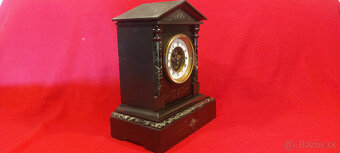 KRBOVÉ MRAMOROVÉ HODINY - 10