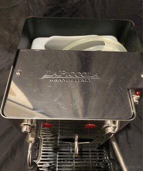 La Piccola Sara Coffee Machine - 10